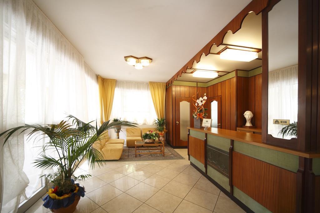 Hotel Devon Rooms & Breakfast Cesenatico Εξωτερικό φωτογραφία