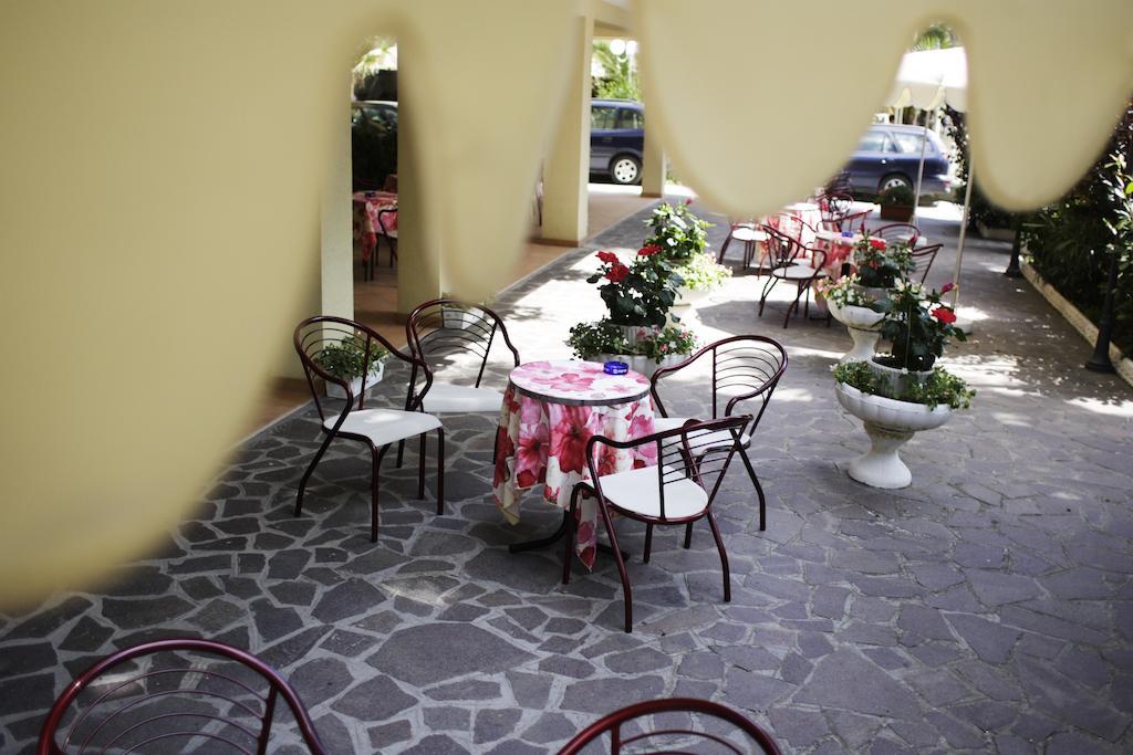 Hotel Devon Rooms & Breakfast Cesenatico Εξωτερικό φωτογραφία
