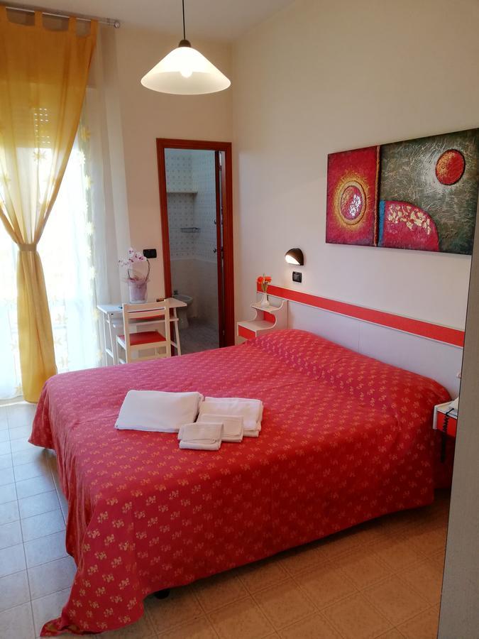 Hotel Devon Rooms & Breakfast Cesenatico Εξωτερικό φωτογραφία